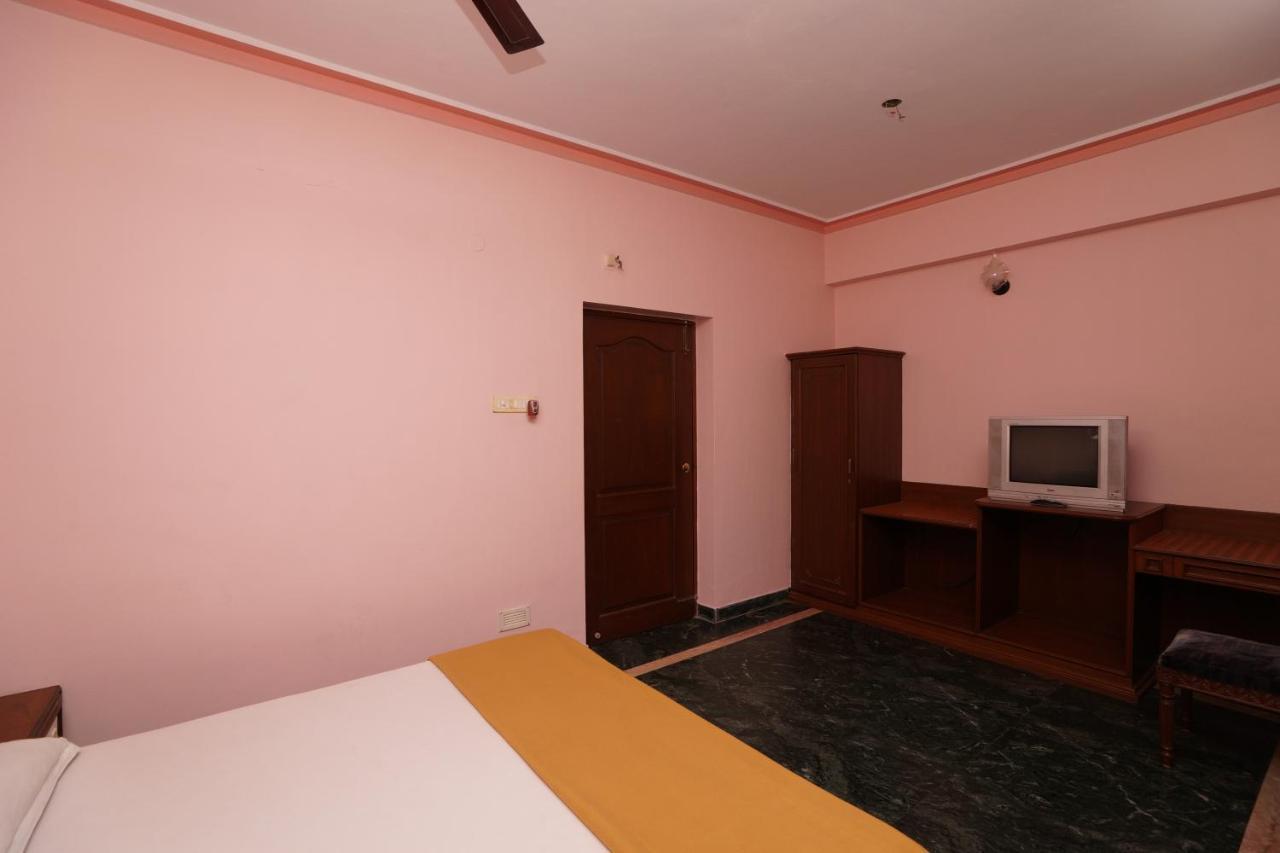 Lloyds Serviced Apartments,Krishna Street,T Nagar Chennai Dış mekan fotoğraf