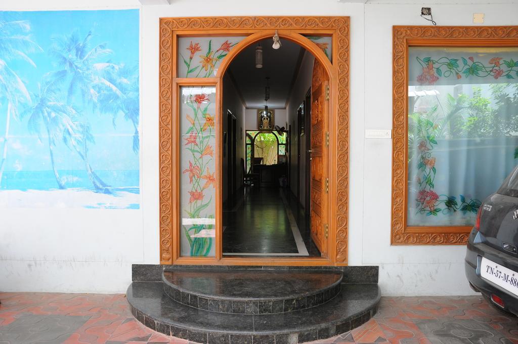 Lloyds Serviced Apartments,Krishna Street,T Nagar Chennai Oda fotoğraf